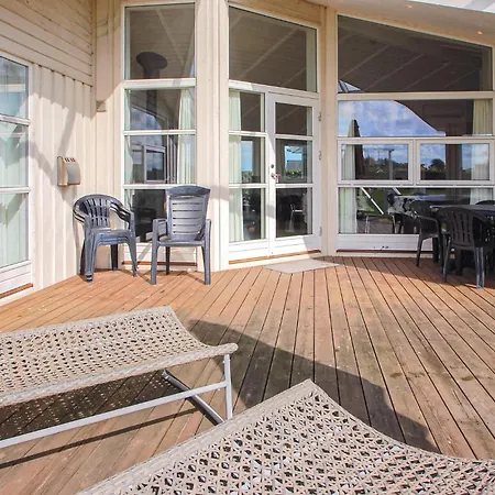 Gorgeous In Haderslev With Wifi 5* Flovt